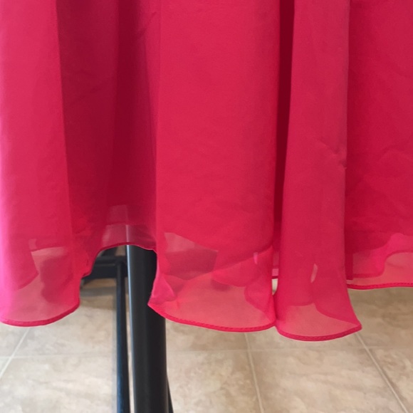 Prom dresses - Picture 7 of 11